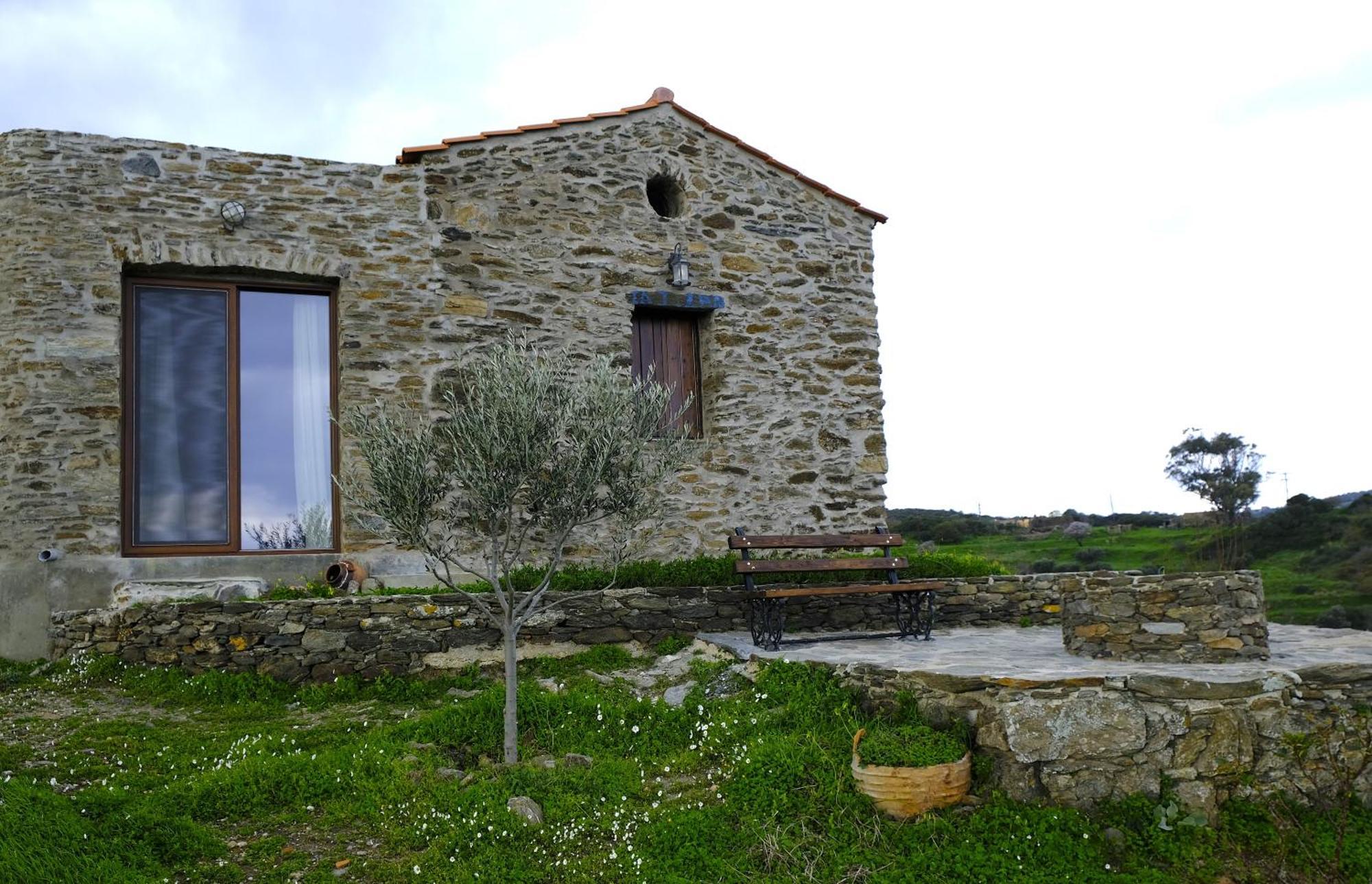 Hill'S Barbacane Potamos  Exterior photo